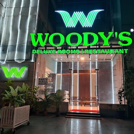 Woody'S Hotell Bangalore Eksteriør bilde